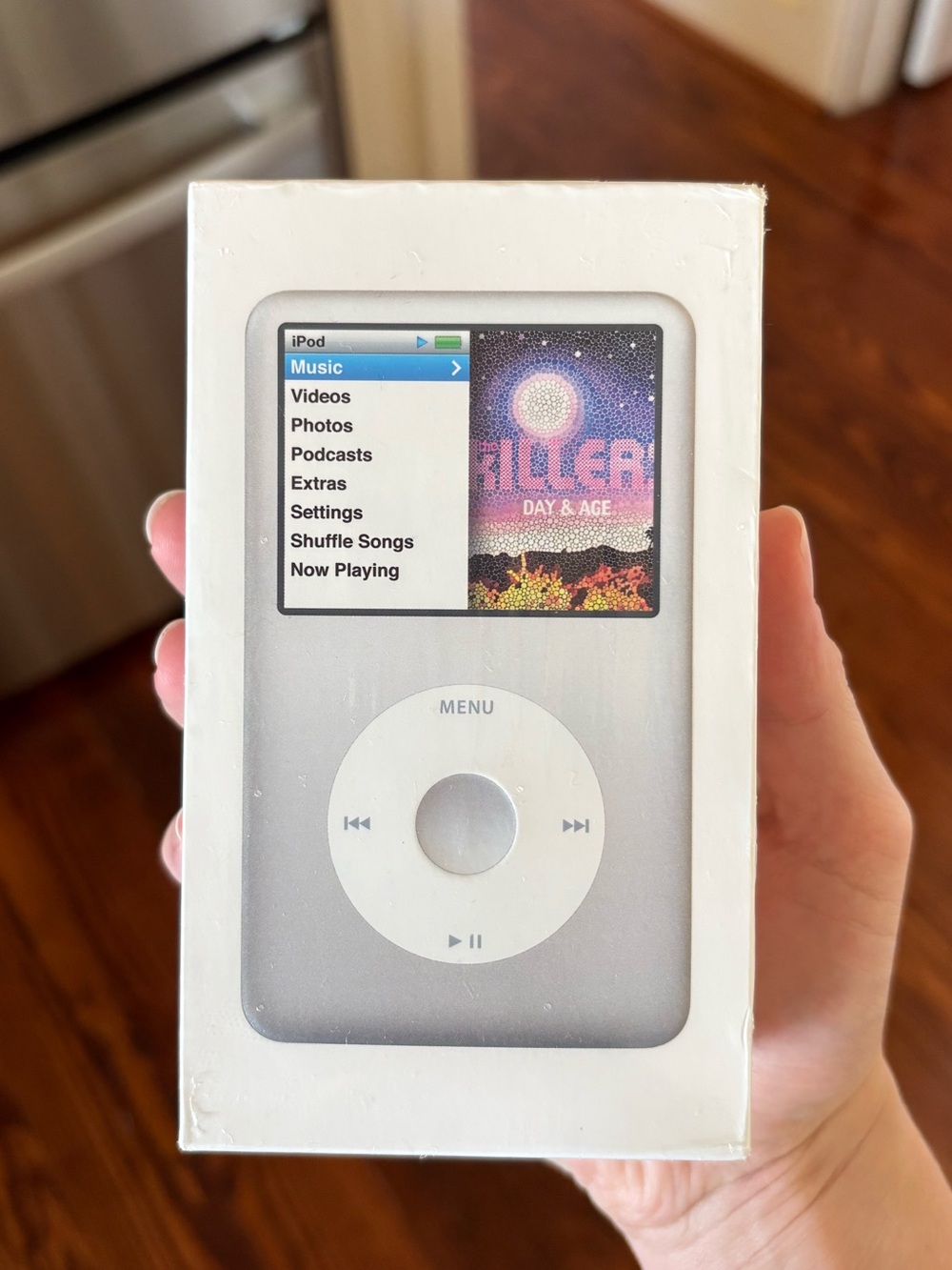 FACTORY SEALED Apple iPod Classic 160GB Silver 7th Gen MC293LL/A RARE